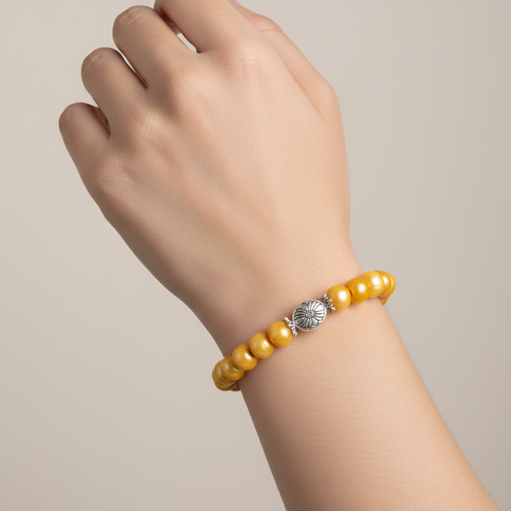 Light Brown Wood Elastic Bracelet with Silver Flower – product view 1 by LV Homemade