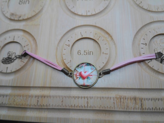 Vintage Heart Letter Bracelet – product view 2 by LV Homemade