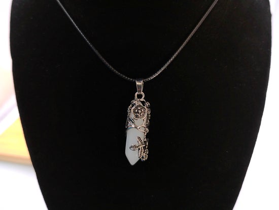 White Crystal Necklace with Metal Flowers – product view 3 by LV Homemade