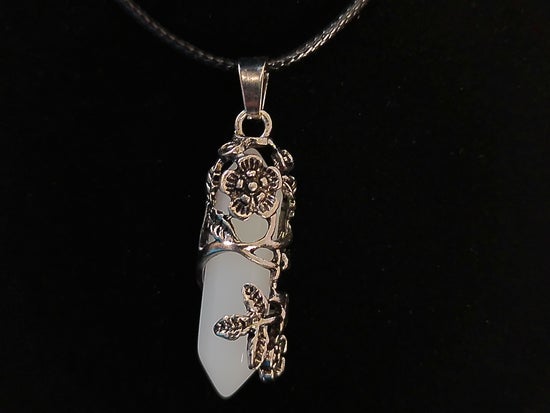 White Crystal Necklace with Metal Flowers – product view 2 by LV Homemade