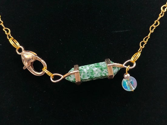 White and Green Crystal Necklace – product view 3 by LV Homemade