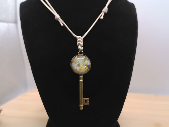 Celestial Portal Key – product view 2 by LV Homemade