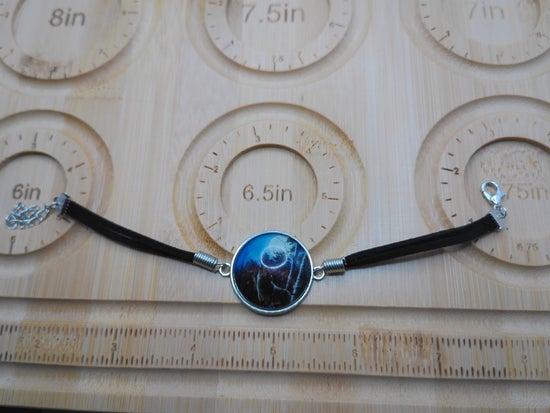 Blue Moon Wolf Bracelet – product view 3 by LV Homemade