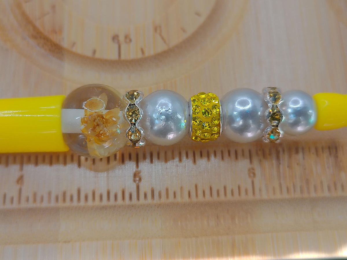 Pen, Yellow with Yellow Flowers and White Beads – product view 2 by LV Homemade