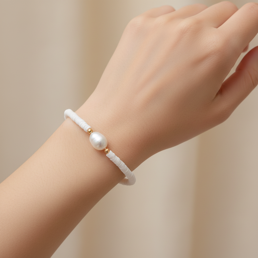 White Clay Bracelet with Pearl Bracelet – product view 1 by LV Homemade